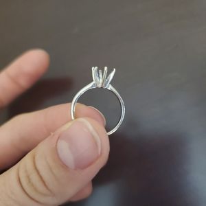 5 1/2 14k white gold setting approx 2 grams